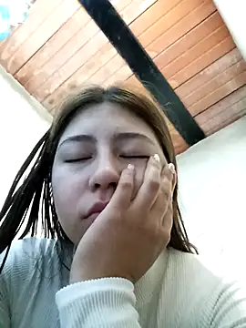 Sara Brownx online show from 04/18/26, 05:15