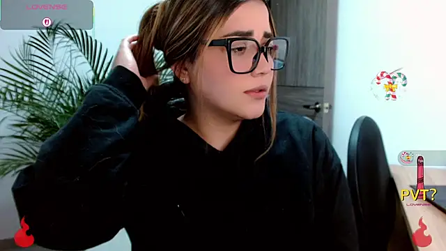 Lucia star   online show from 03/14/26, 11:44