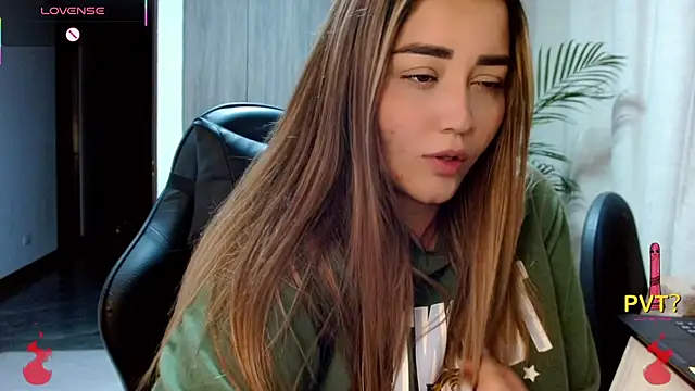 Lucia star   online show from 02/13/26, 11:49