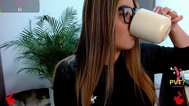 Lucia star   online show from 03/06/26, 02:56