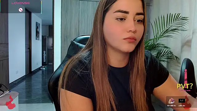 Lucia star   online show from 02/21/26, 10:01