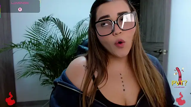 Lucia star   online show from 03/26/26, 11:13