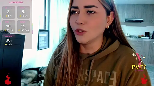 Lucia star   online show from 11/20/25, 10:31