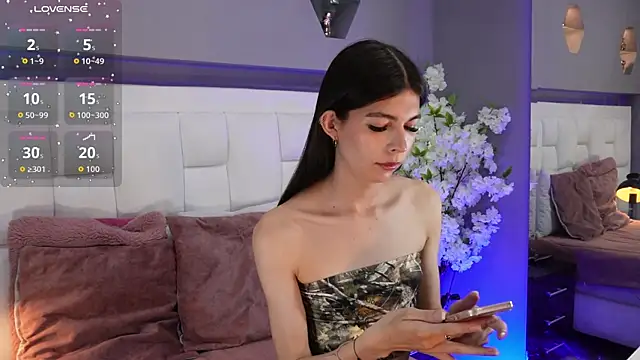 CuteAri online show from 10/18/25, 08:44