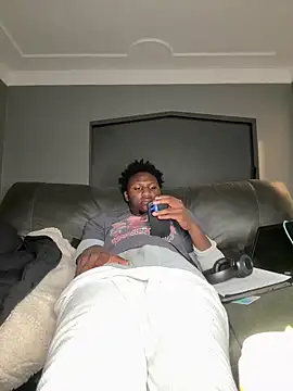 Festivitiesking1 online show from 11/12/25, 01:21