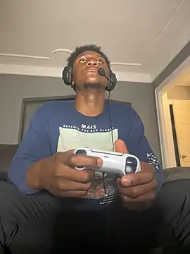 Festivitiesking1 online show from 10/29/25, 10:31