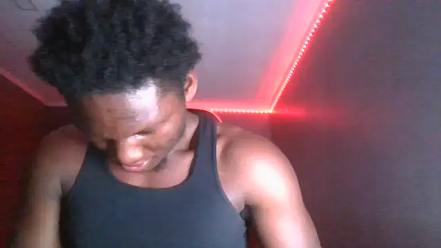 Snapshot of Festivitiesking1 chatting on 06/03/26, 02:34 Festivitiesking1 online show from 06/03/26, 02:34