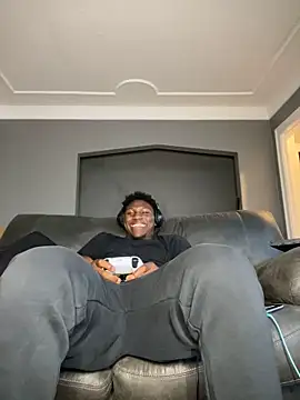 Festivitiesking1 online show from 11/12/25, 01:26