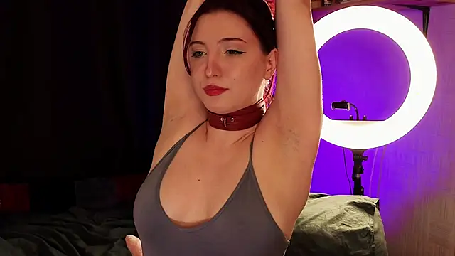 LisaVamp online show from 12/22/25, 11:05