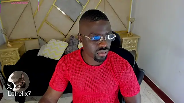 Latrellx7 online show from 11/06/25, 02:48