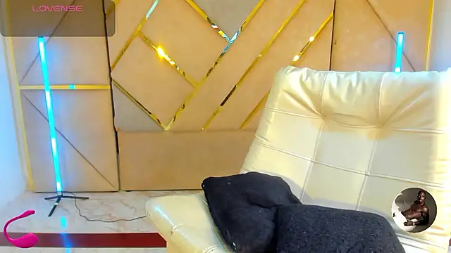 Snapshot of Latrellx7 chatting on 01/06/26, 03:10 Latrellx7 online show from 01/06/26, 03:10