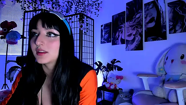 Snapshot of julyana_ chatting on 09/20/25, 04:23 julyana  online show from 09/20/25, 04:23