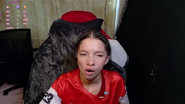 sweetdam12 online show from 12/15/25, 08:25