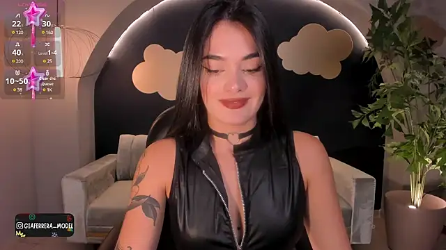 Snapshot of GiaFerrara chatting on 03/18/25, 07:22 GiaFerrara online show from 03/18/25, 07:22