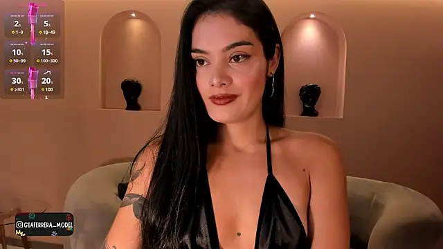 Snapshot of GiaFerrara chatting on 02/16/25, 11:17 GiaFerrara online show from 02/16/25, 11:17