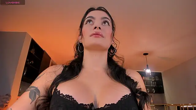 GiaFerrara online show from 03/23/26, 07:47