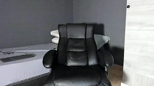 Brock hurn1 online show from 12/16/25, 01:10