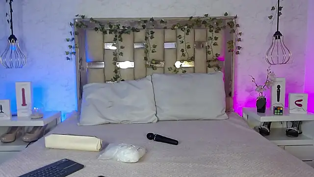 GigiVolkova online show from 11/26/25, 03:28