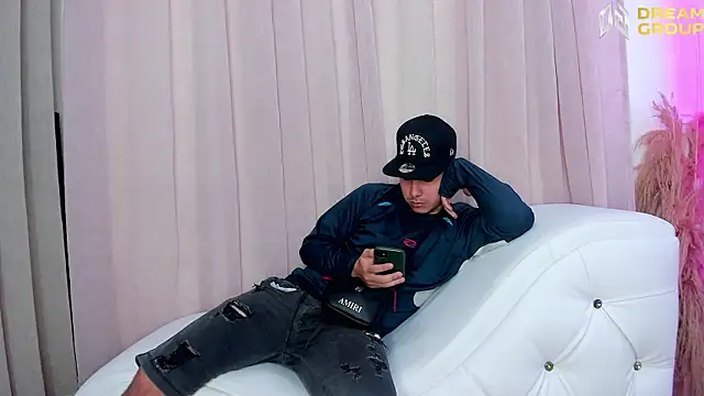 Yourslust  online show from 04/07/26, 02:19