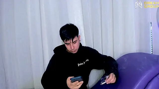 Yourslust  online show from 10/27/25, 08:21