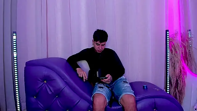 Yourslust  online show from 02/15/26, 12:48