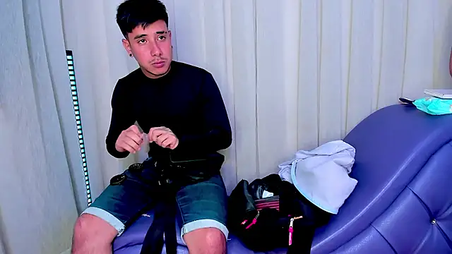 Yourslust  online show from 01/07/26, 07:41