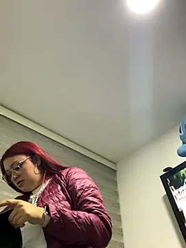 Snapshot of sweet_valery21 chatting on 10/28/25, 01:50 sweet valery21 online show from 10/28/25, 01:50