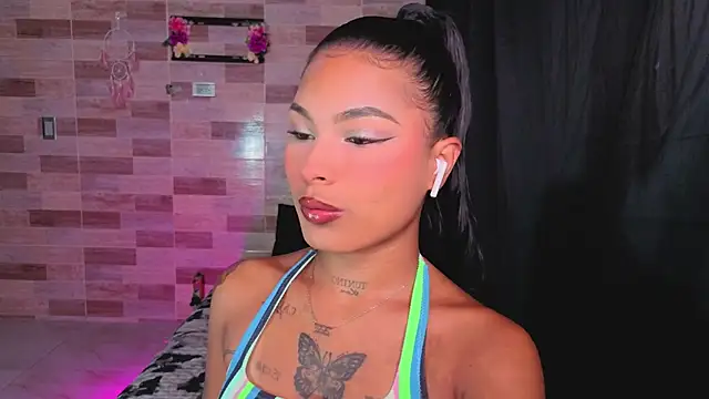 Dolcee zoe online show from 04/05/26, 11:11