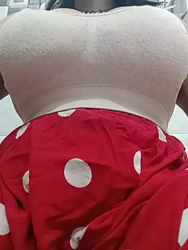 Snapshot of cute-mahek chatting on 07/16/26, 08:39 cute-mahek online show from 07/16/26, 08:39