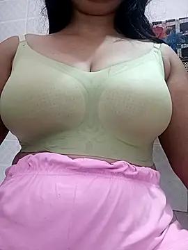 Snapshot of cute-mahek chatting on 10/21/25, 11:20 cute-mahek online show from 10/21/25, 11:20