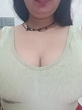 Snapshot of cute-mahek chatting on 06/12/26, 07:33 cute-mahek online show from 06/12/26, 07:33