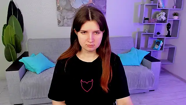 Snapshot of BonneyLove chatting on 03/20/25, 09:13 BonneyLove online show from 03/20/25, 09:13