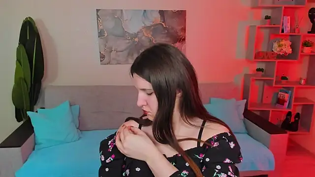 Snapshot of BonneyLove chatting on 02/18/26, 05:31 BonneyLove online show from 02/18/26, 05:31