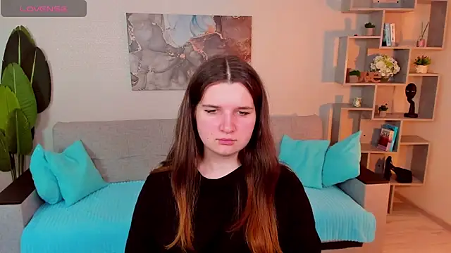 Snapshot of BonneyLove chatting on 11/21/25, 08:30 BonneyLove online show from 11/21/25, 08:30