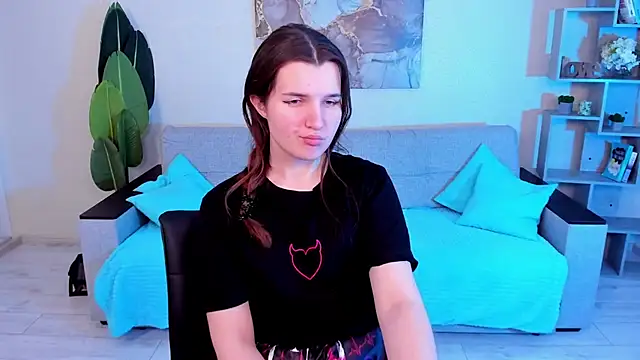 Snapshot of BonneyLove chatting on 03/02/25, 05:41 BonneyLove online show from 03/02/25, 05:41