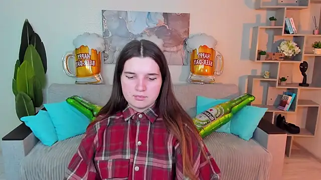 Snapshot of BonneyLove chatting on 09/19/25, 05:50 BonneyLove online show from 09/19/25, 05:50