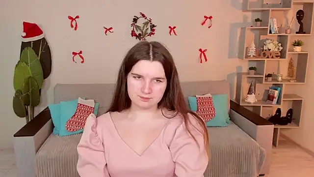 Snapshot of BonneyLove chatting on 12/22/25, 05:35 BonneyLove online show from 12/22/25, 05:35