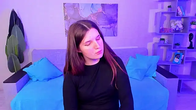 Snapshot of BonneyLove chatting on 03/04/25, 08:27 BonneyLove online show from 03/04/25, 08:27