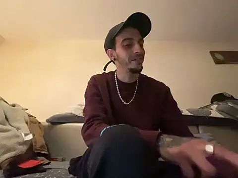 Rebeu313 online show from 02/09/26, 08:18