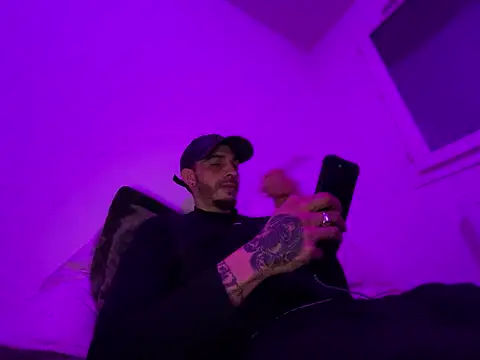 Rebeu313 online show from 01/08/26, 10:16