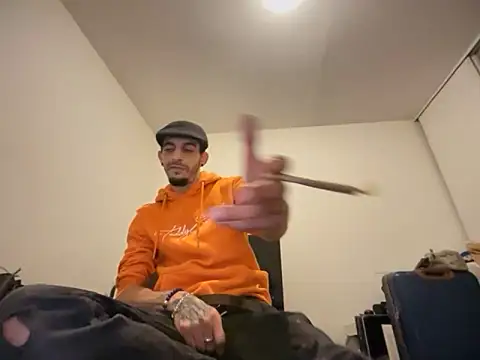 Rebeu313 online show from 11/09/25, 02:48