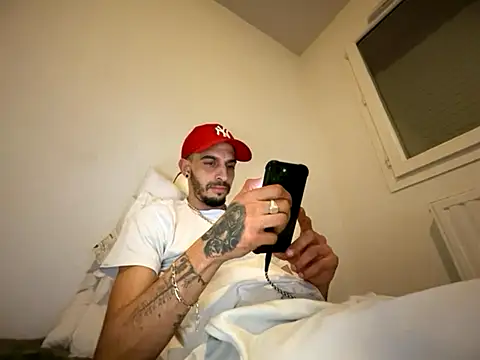 Rebeu313 online show from 11/29/25, 06:41