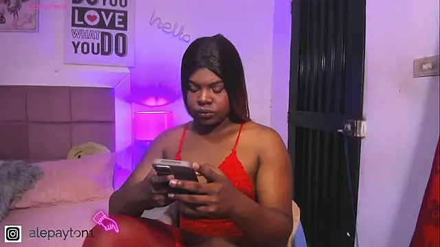 Alexa paytom1 online show from 10/22/25, 04:12