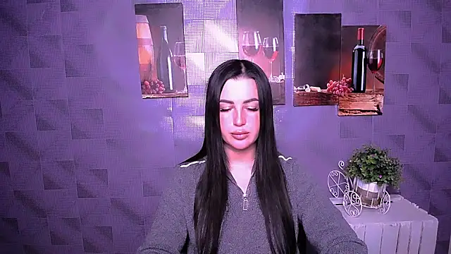 DivaKaily  online show from 09/12/25, 07:24