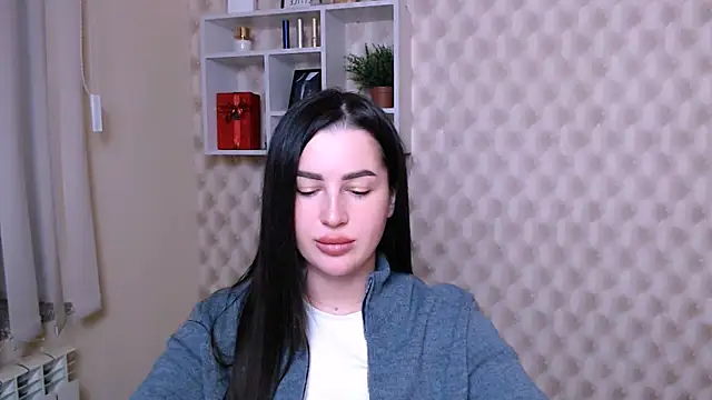 DivaKaily  online show from 10/21/25, 05:18