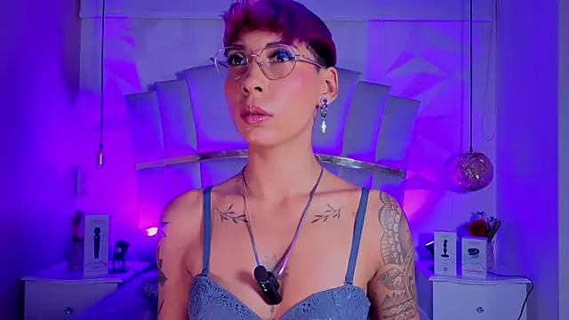MiaMorgan  online show from 09/15/25, 04:02