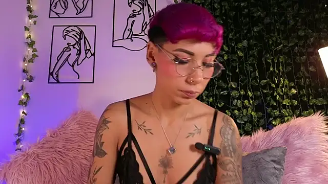 MiaMorgan  online show from 10/08/25, 02:18
