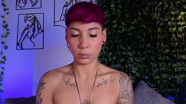 MiaMorgan  online show from 11/07/25, 01:26