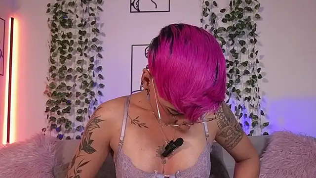 MiaMorgan  online show from 03/04/26, 10:01