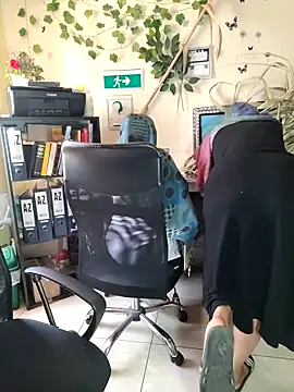 NAJWA-ARAB online show from 02/20/25, 02:46